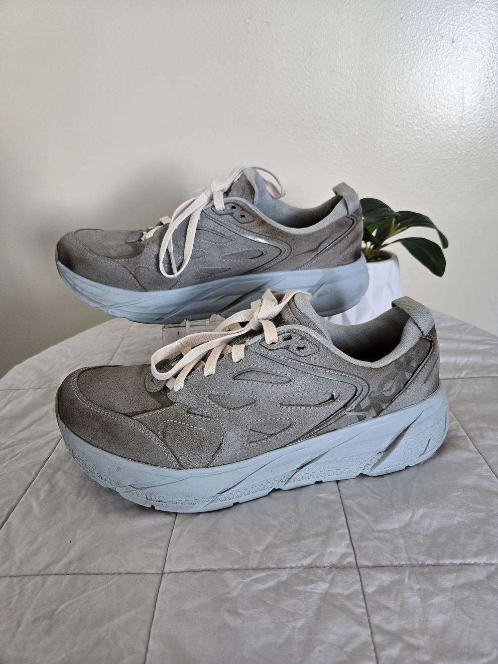 Hoka One One Clifton L Suede Man's Size 12